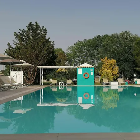 Sausan Lägenhetshotell 4*