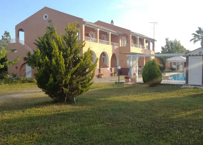 アパートホテル Sausan