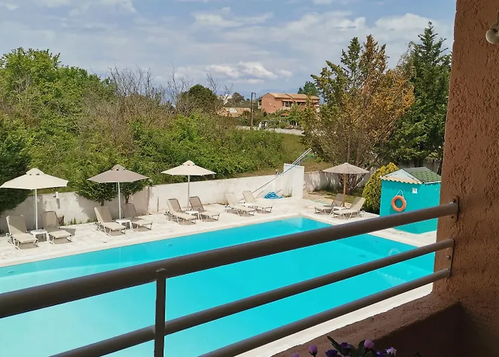 アパートホテル Sausan