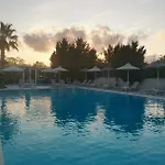 Ξενοδοχείο με διαμερίσματα Sausan
