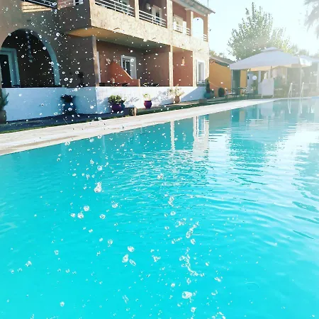 Sausan Aparthotel 4*