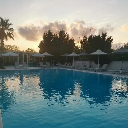 Aparthotel Sausan